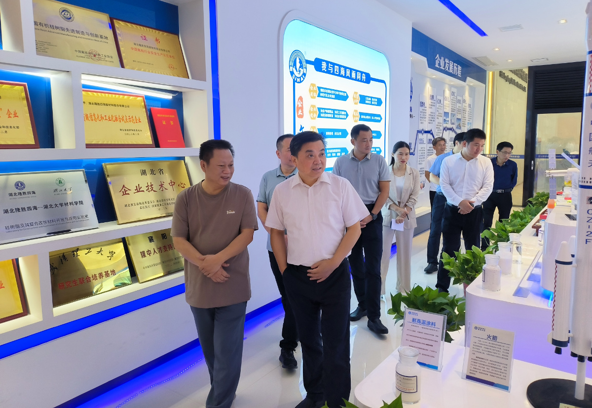 9.12加快經(jīng)開區(qū)科技創(chuàng)新發(fā)展核心區(qū)建設重點提案辦理協(xié)商活動3.jpg